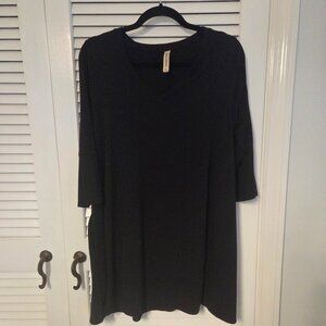 Zenana Premium Black Swing Top - Size L